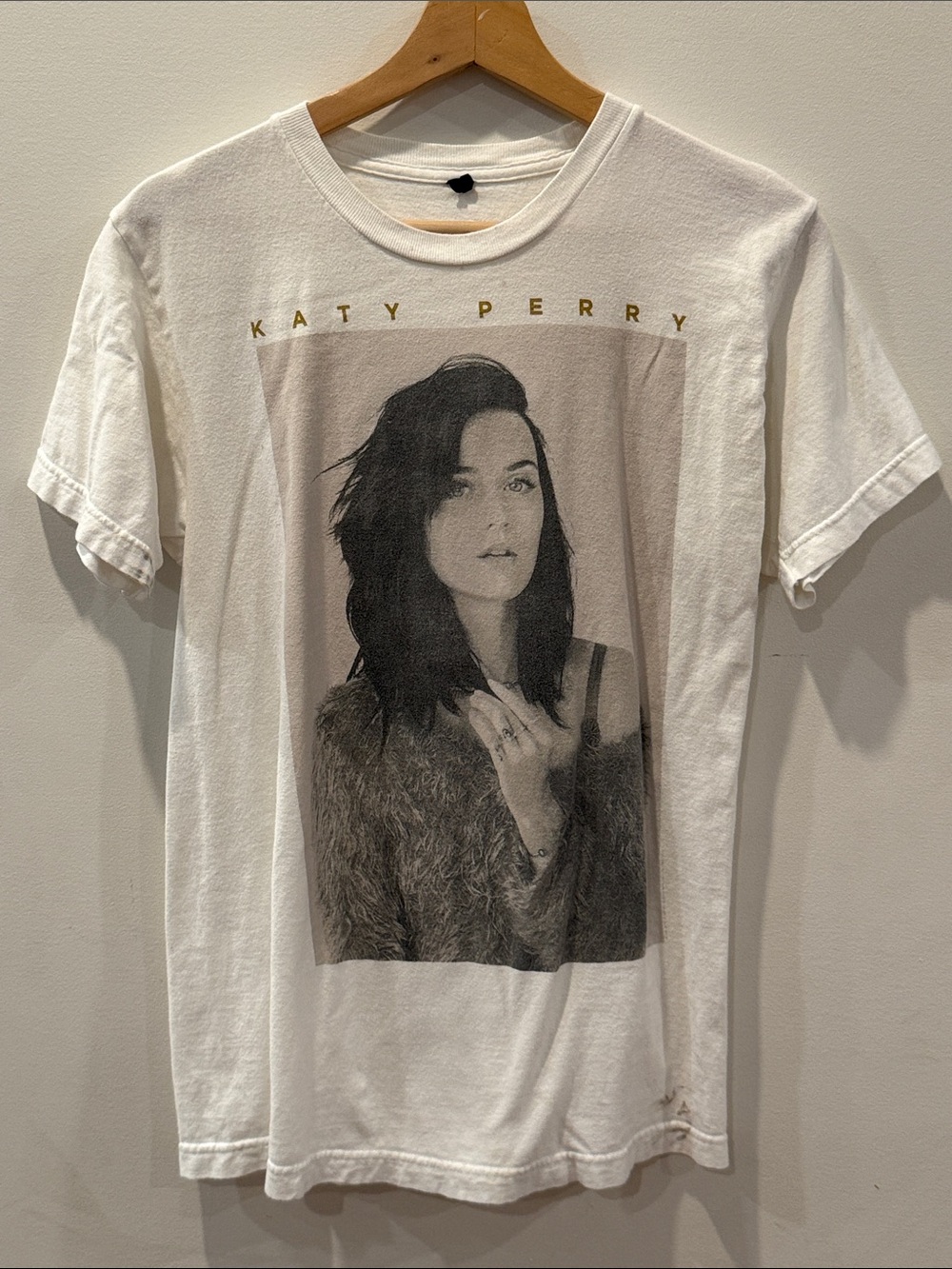 Katy Perry White Graphic Portrait Tshirt